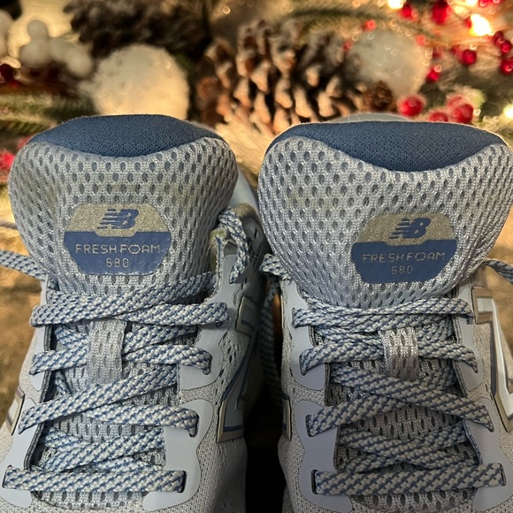 Women’s New Balance Sneakers - Picture 8 of 9